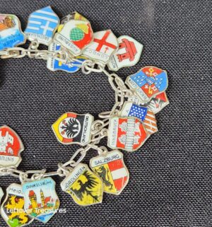 k72- 835/800 Silver Enamel Travel Shield Charm Bracelet Germany Theme - Image 3