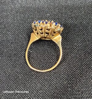 k89- 14k Gold (tested) Blue Rhinestone Ring - Image 3