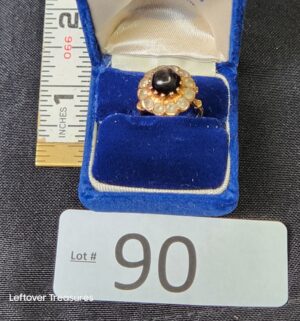 k90- 14k Gold (Tested) central oval black star sapphire gemstone Ring