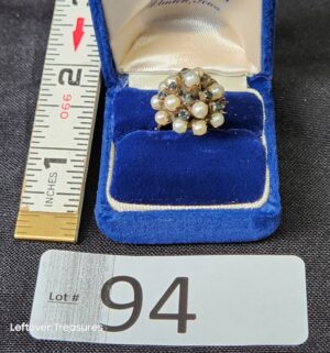 k94- 14k gold (tested) cluster of cultured pearls and blue sapphires Ring