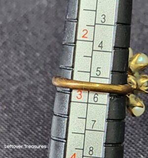 k94- 14k gold (tested) cluster of cultured pearls and blue sapphires Ring - Image 5