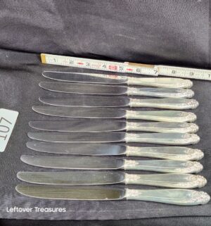 k107- Sterling Silver Handle Dinner Knives. International Prelude