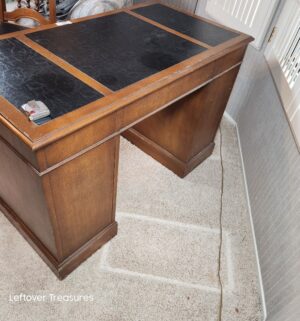 j27- Antique Pedestal Desk w/ leather Inlay & Key - Image 5