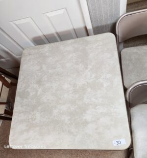 j30- Vintage Samsonite Card Table Set. Very Good Condition - Image 4