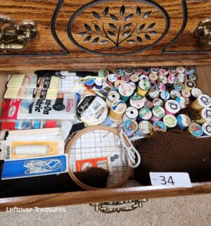 j34- Sewing Supplies - Image 1