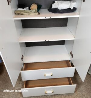 j38- Dresser Cabinet - Image 2