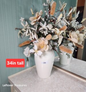j39- Ceramic Vase - Image 1