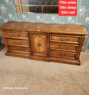 j48- Stunning Mid Century Stanley 9 Drawer Dresser - Image 1
