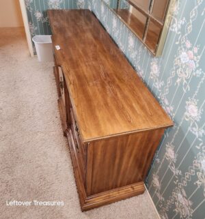 j48- Stunning Mid Century Stanley 9 Drawer Dresser - Image 4