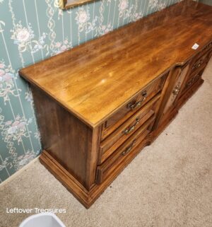 j48- Stunning Mid Century Stanley 9 Drawer Dresser - Image 5