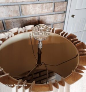 j55- 1960s Leviton Brass Hexagon Automax Oriental 3-Way Table Lamp - Image 2