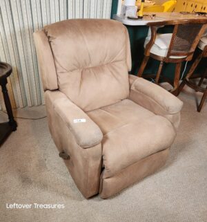 j58- Flex Steel Suede Recliner. Swivel base