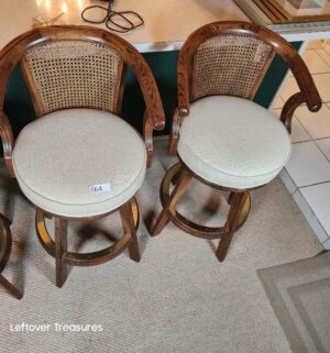 j64- Cane back Swivel Bar Stools. Very Good Condition - Image 3