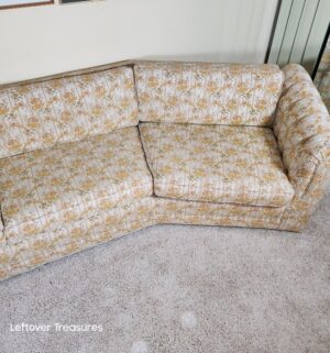 j70- mid-century modern sectional sofa - Image 3