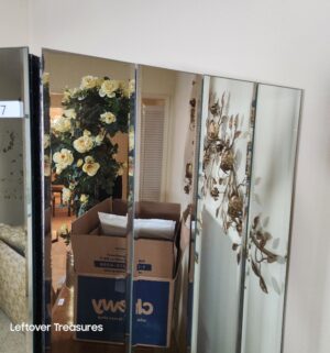 j77- Mid century Art Deco revival style three-panel room divider. No Damage Seen - Image 2
