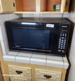 j93- Large Panasonic Microwave - Image 1
