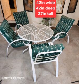 j98- vintage metal patio table set - Image 1