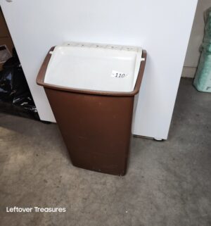 j110- vintage trash can - Image 1