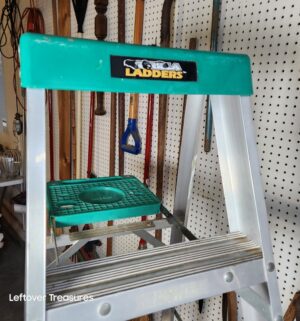 j111- Gorilla Ladder - Image 2