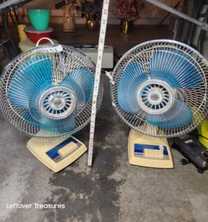 j151- two vintage fans - Image 1
