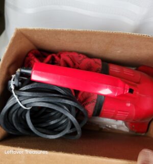 j192- Dirt Devil hand vac - Image 2