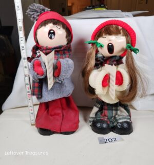 j202- 1985 Caroling Kids collectible figures by Sandra Hasson - Image 1