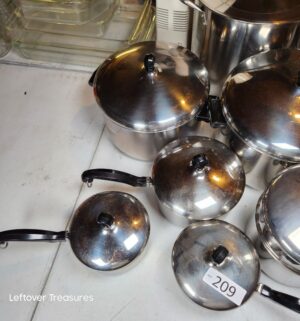 j209- vintage stainless Farberware cookware - Image 3