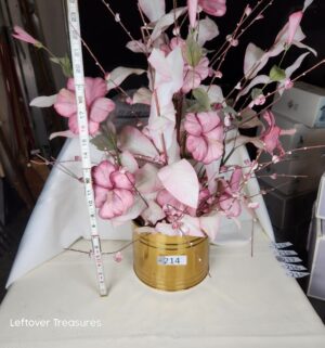 j214- fake flower arrangement - Image 1
