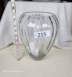 j215- large glass vase - Image 1