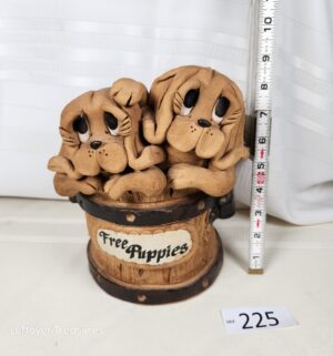 j225- vintage Pendelfin Pooch figurine - Image 1