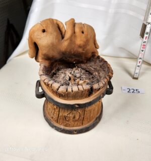 j225- vintage Pendelfin Pooch figurine - Image 2