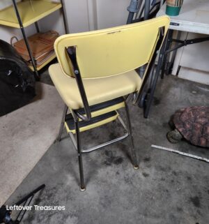 j281- vintage Cosco kitchen step stool chair - Image 3