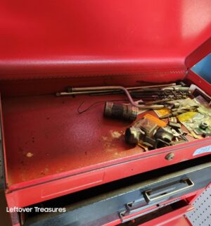 j293- Husky Rolling Tool Box w/ contents & key - Image 3