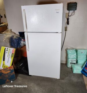 j323- Frigidaire Refrigerator. Used in garage. Works great - Image 1