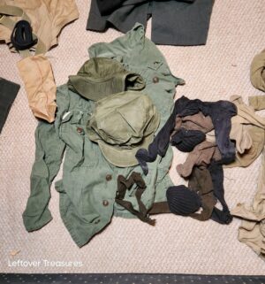 j324- WW2 US Army Military Apparel. Includes bag - Image 5