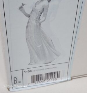k138- Gentle Breeze. Nao/Lladro 1158 - Image 4