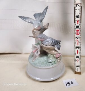 k156- Humming Birds Music Box. 1980s