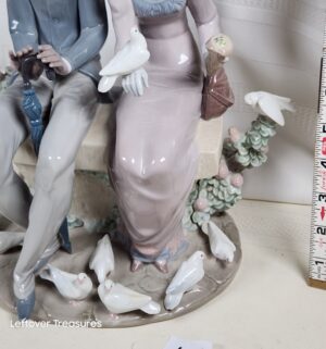 k169- A Quiet Afternoon. Lladro 5843 - Image 4