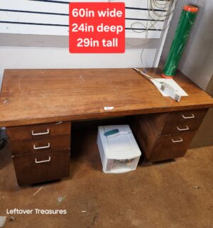 L43- Desk
