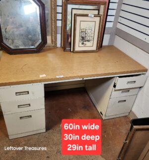 L54- desk