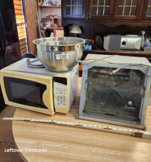 L120- mixing bowls, microwave, rotisserie