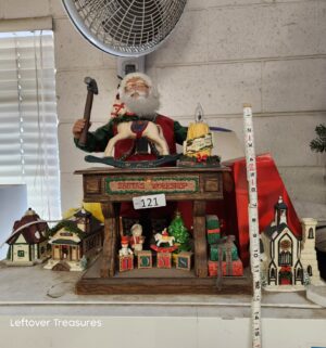L121- santas workshop