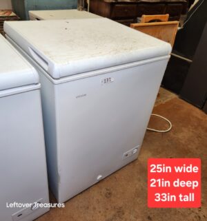 L131- Vissani Freezer. Works