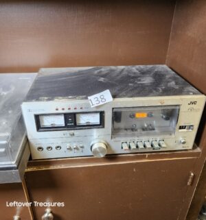 L138- JVC tape desk. Record player