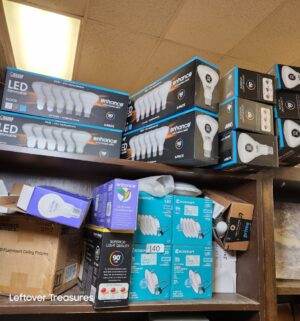 L140- various light bulbs