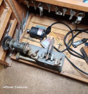L158- Key makers cabinet system - Image 4