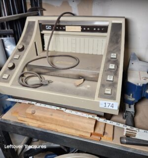 L174- Velo-Bind Mark IV 201 Electric Binding Machine