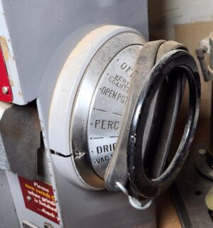 L211- Hobart Model 3440 Coffee Bean Grinder - Image 4