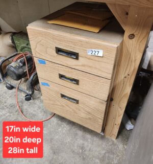 L227- cabinet