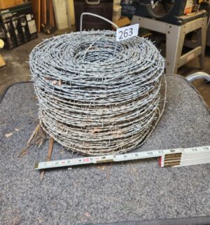 L263- roll of galvanized barbed wire fencing